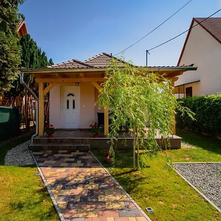 Pipacs Apartmanhaz Harkany Exterior photo