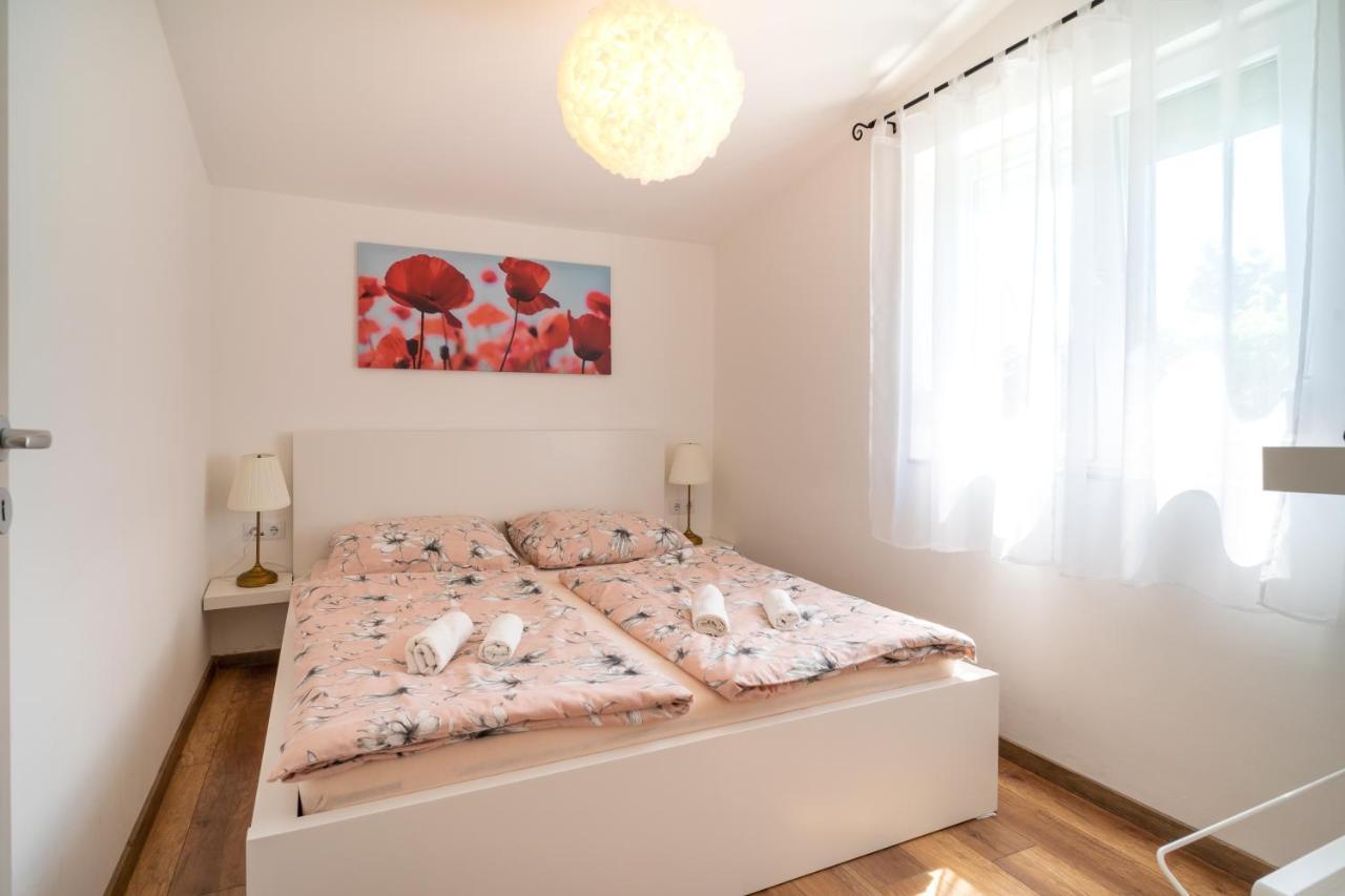 Pipacs Apartmanhaz Harkany